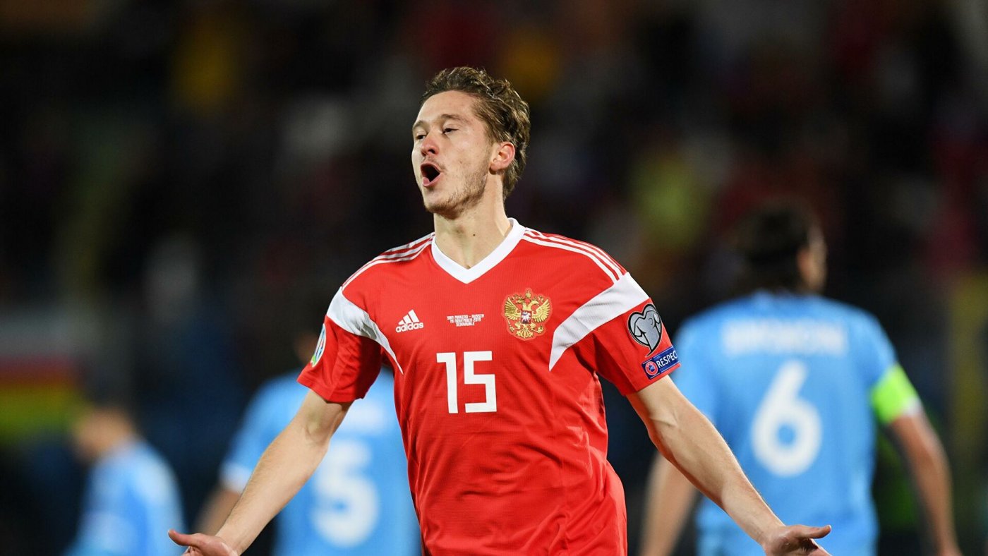 Алексей Миранчук забил первый гол России на Евро-2020, открыв счет в матче  с финнами