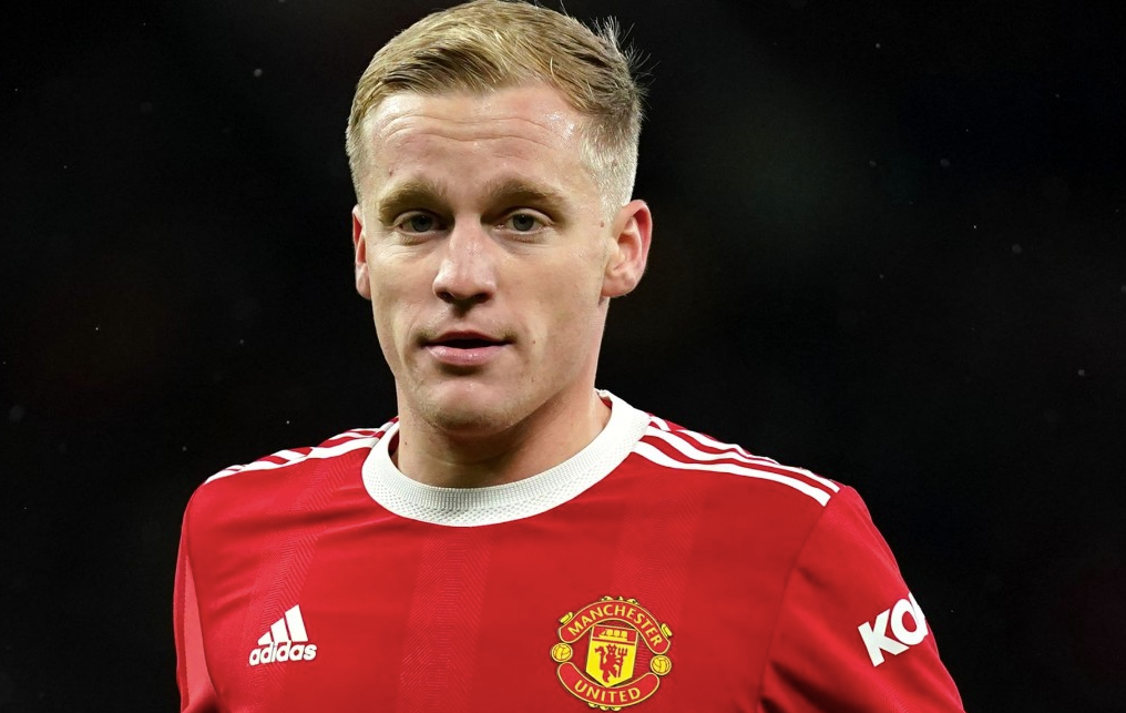 Ван де ро. Donny van de Beek. Ван де Бек.